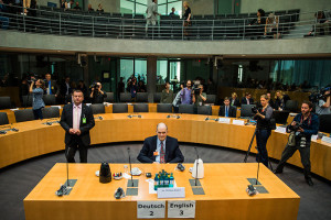 Binney_at_Bundestag